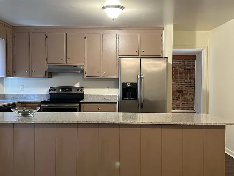 8 Butler Pl — Photo 17