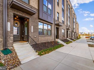 2508 W Peninsula Dr #302A, Baltimore, MD 21230