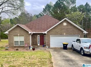 1740 Levine Rd, Odenville, AL 35120