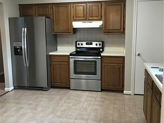 5th image of 2000 Tuckahoe Ct