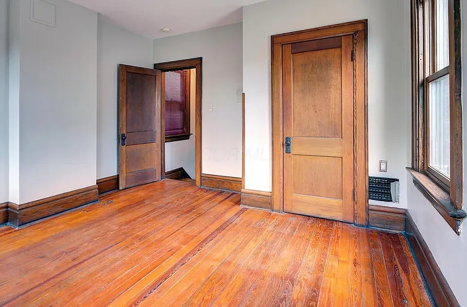 2 bed, 1872 sqft, $2,900 — Photo 2