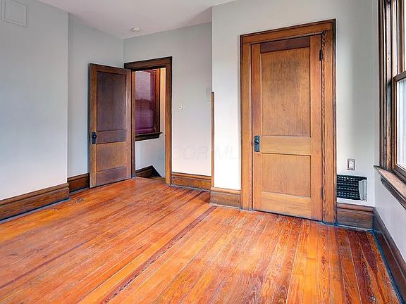 2nd image of 240 Jackson St