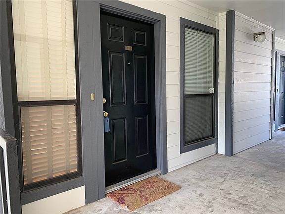 2nd image of 2905 Swisher St APT 308