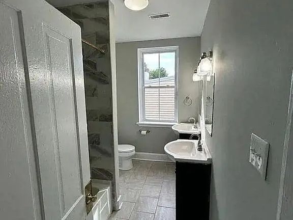 2nd image of 446 Country Dr