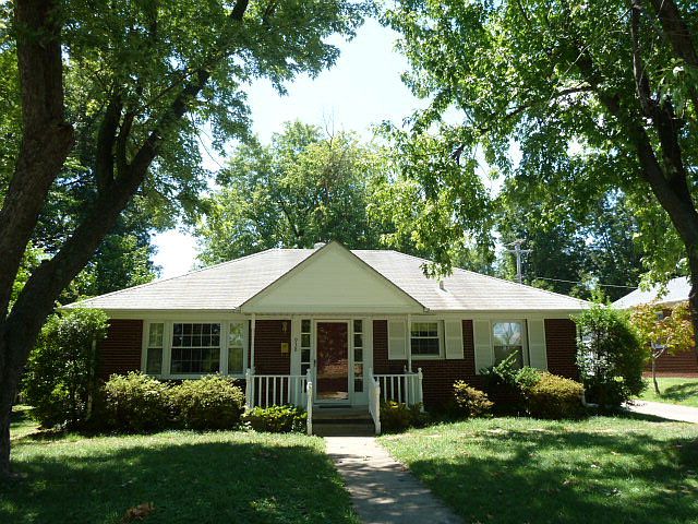1st image of 938 Dixiana Dr