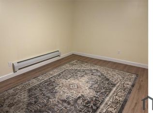 140 N Main St #D, Rutland, VT 05701