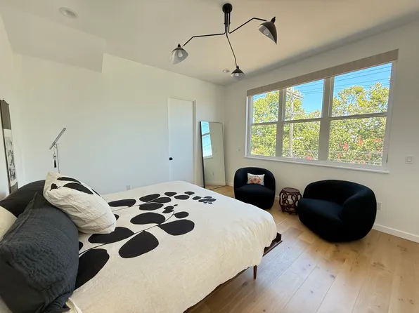 (undisclosed Address), Oakland, CA 94608