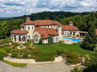 340 Fox Hunt Rd, Pittsburgh, PA 15238