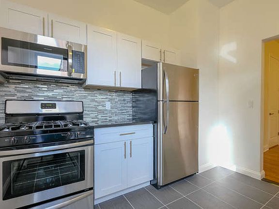 2nd image of 115-25 Metropolitan Ave APT 161