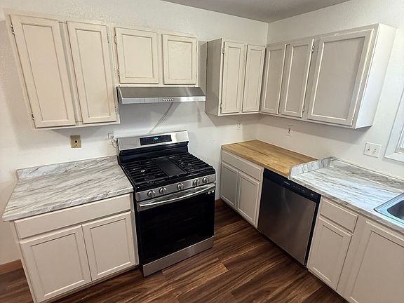 5th image of 3910 E 66th Ave
