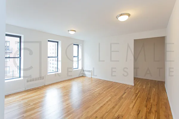 Rented by LC Lemle Real Estate Group | media 26