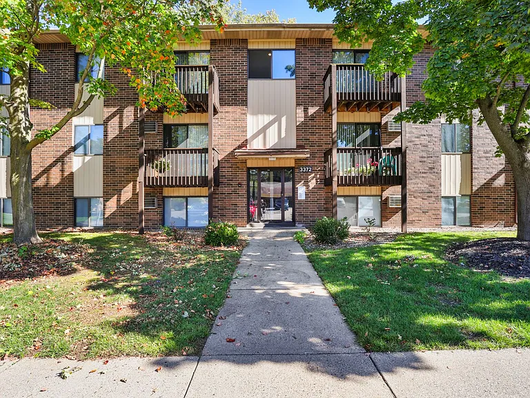 3356 Byron Center Ave SW — Photo 16