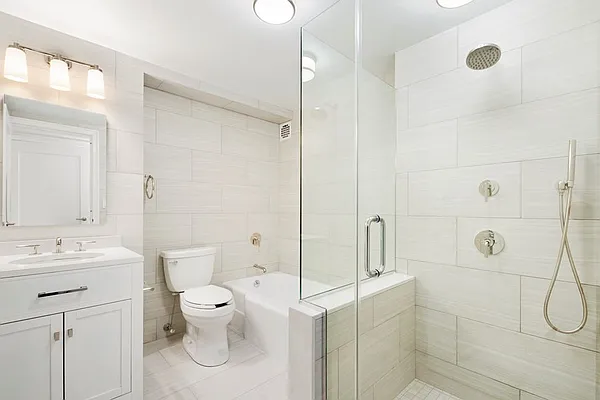 Rented by essential NEW YORK Real Estate | media 11