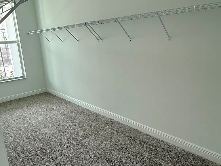 Main Bedroom Walking Closet