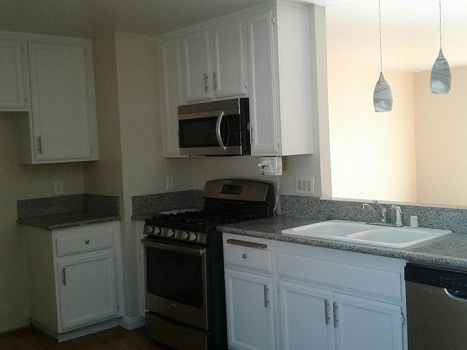 1st image of 1365 Crafton Ave APT 1074