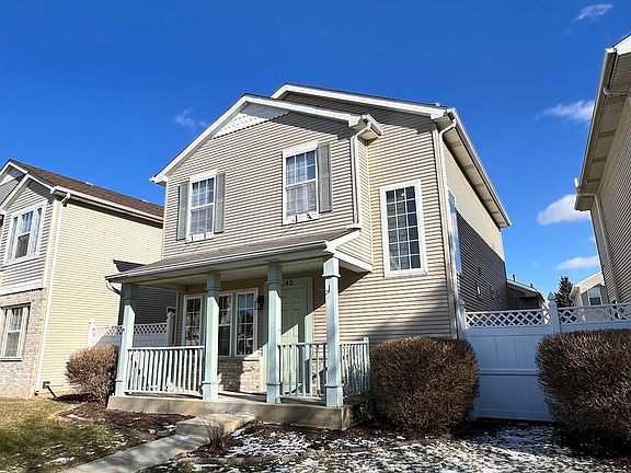 2nd image of 142 Mountain Laurel Ct