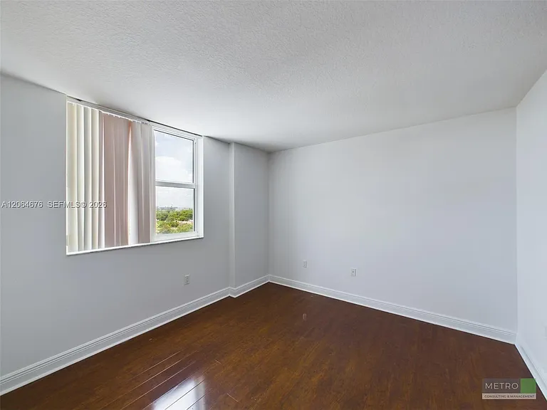 60 NW 37th Ave #603 — Photo 12