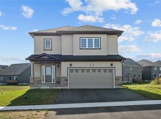 123 Hillcrest Rd, Pt Colborne, ON L3K6E4