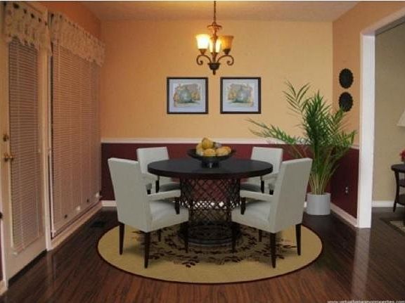 4th image of 1208 Hillhurst Cir