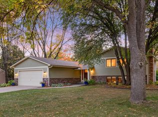 9850 Colorado Rd, Bloomington, MN 55438