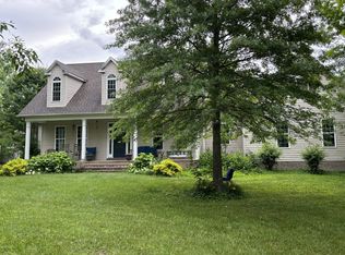 204 Revilo Rd, Leoma, TN 38468