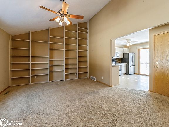 3rd image of 1012 E Competine St APT 302