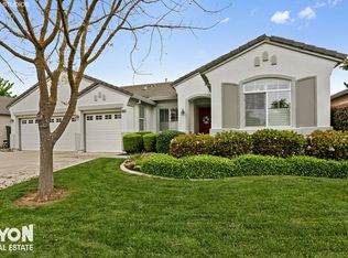 9504 Emerald Cove Ln, Elk Grove, CA