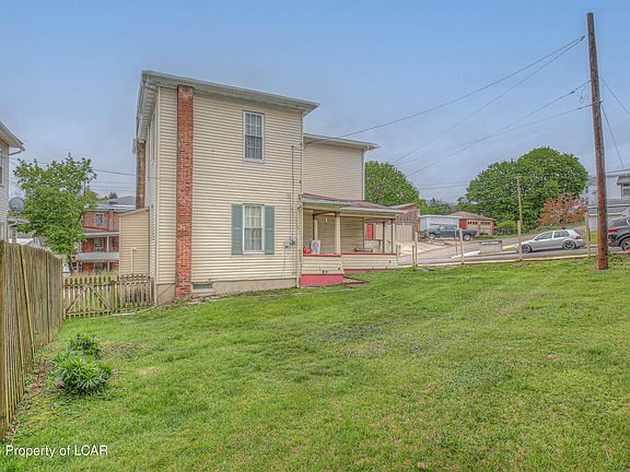 5th image of 202 1st St