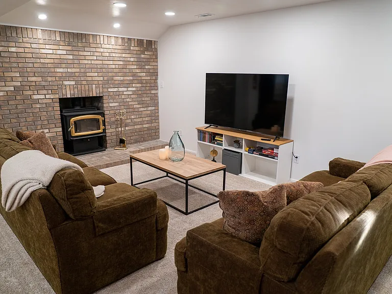 2185 E 9800 S #BASEMENT — Photo 3