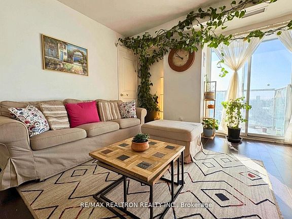 3rd image of 275 Yorkland Rd #1009