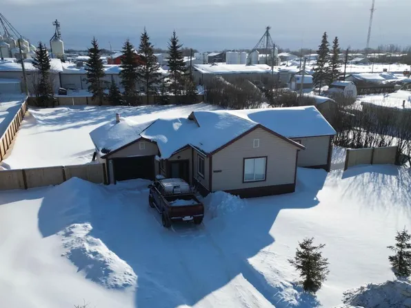 10309 W 101st St, High Level, AB T0H 1Z0