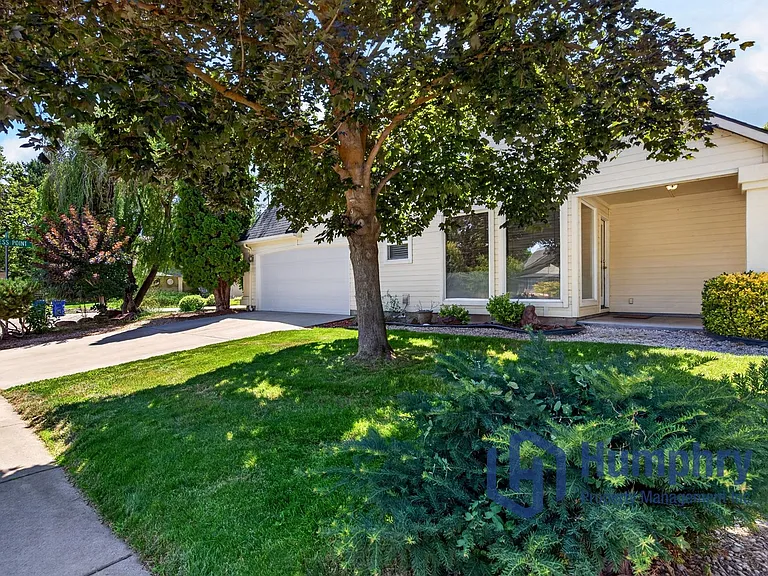 1948 E Cypress Point Dr — Photo 6