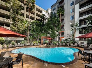 2200 Colorado Ave #3935745, Santa Monica, CA 90404