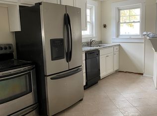 1 Franklin St APT 1, Leominster, MA 01453