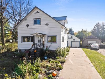 124 W Cedar St, Gillett, WI, 54124