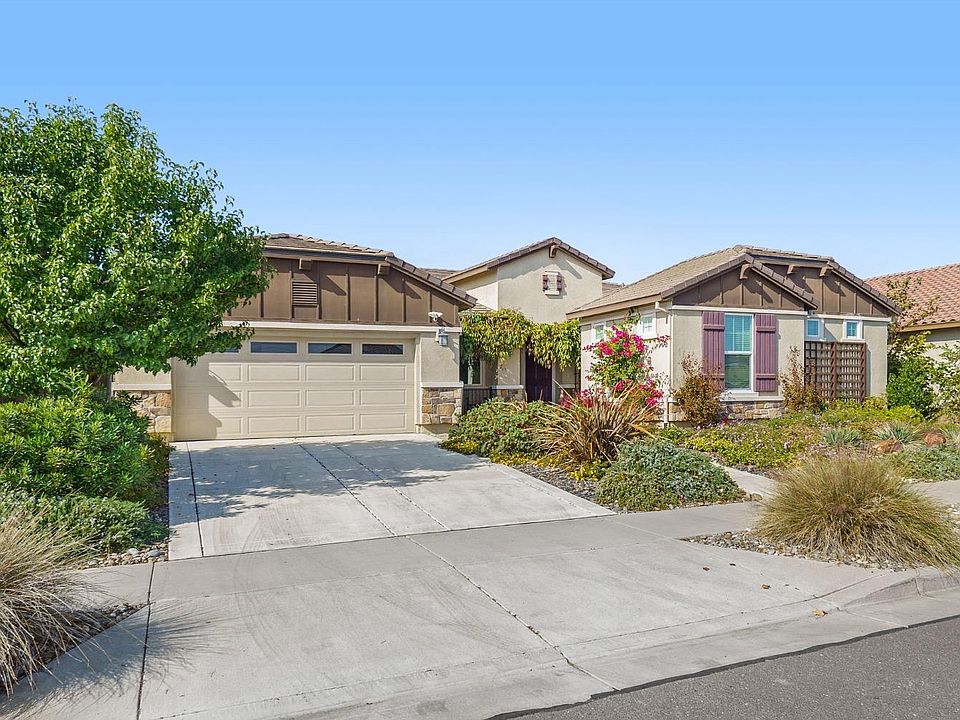 1st image of 2212 Promenade Dr