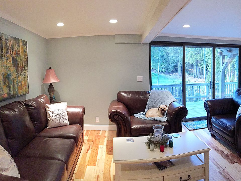 2nd image of 67 Greensward Dr