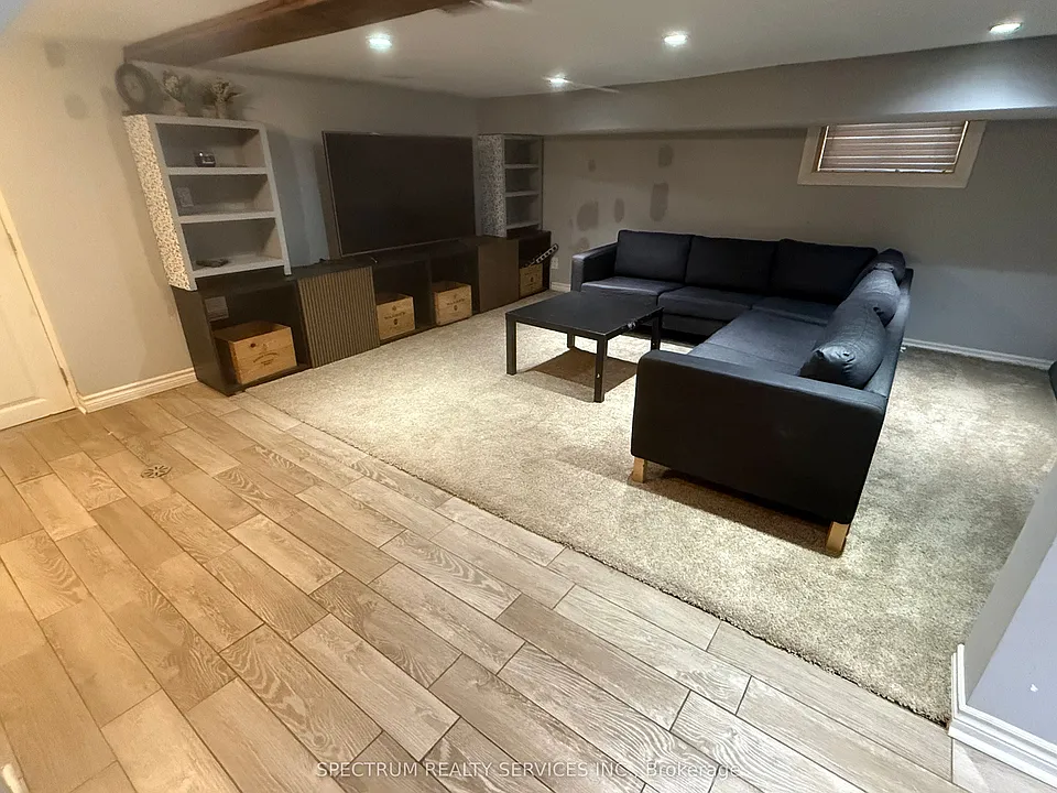 54 Delemere Ave #LOWER LEVEL
