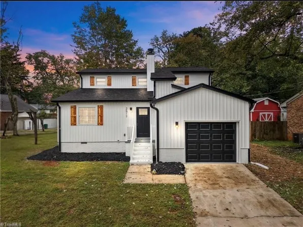 2517 Watt Dr, Burlington, NC 27215