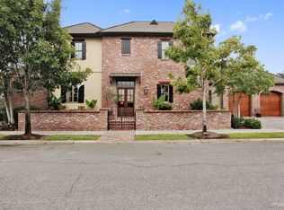 213 Southern Pines Dr, Lafayette, LA 70508