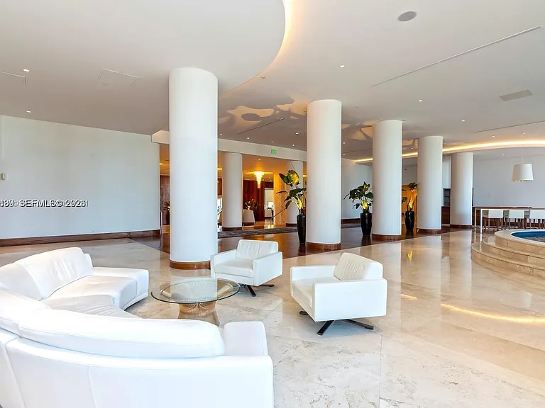 5151 Collins Ave #1035 — Photo 32