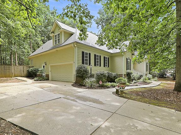 2nd image of 6304 Hilbert Ridge Dr