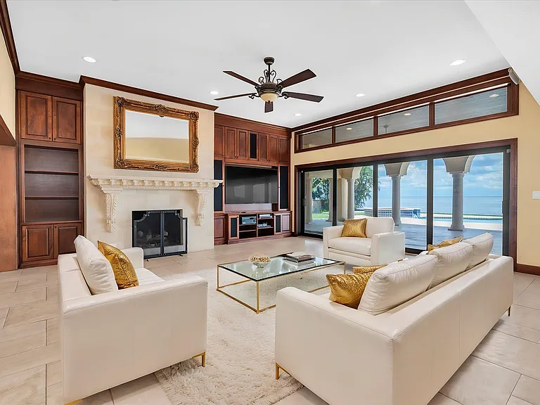 5810 Bahama Shores Dr S — Photo 13