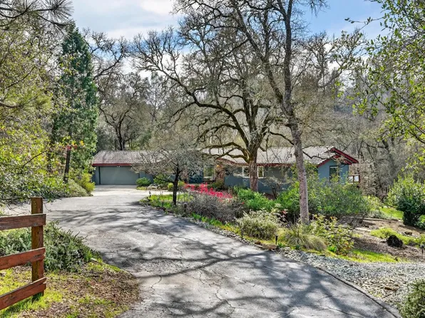 2468 Oakvale Dr, Shingle Springs, CA 95682