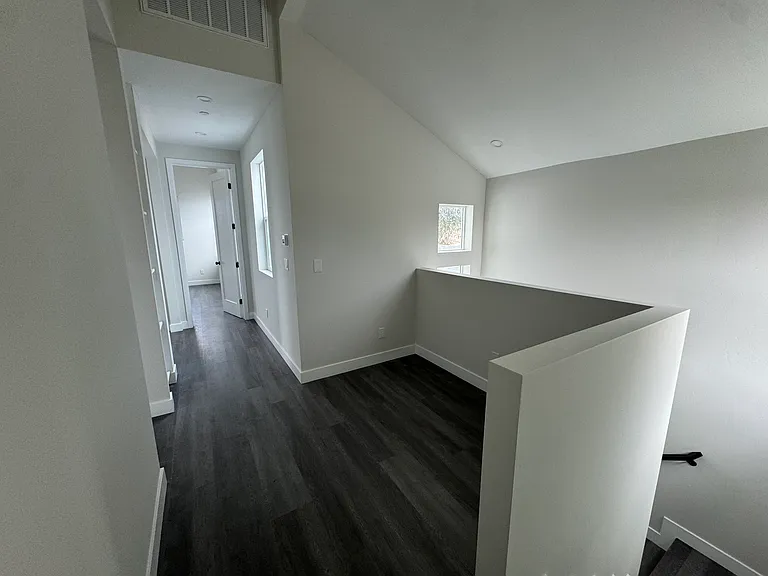 4375 J St #1 — Photo 7