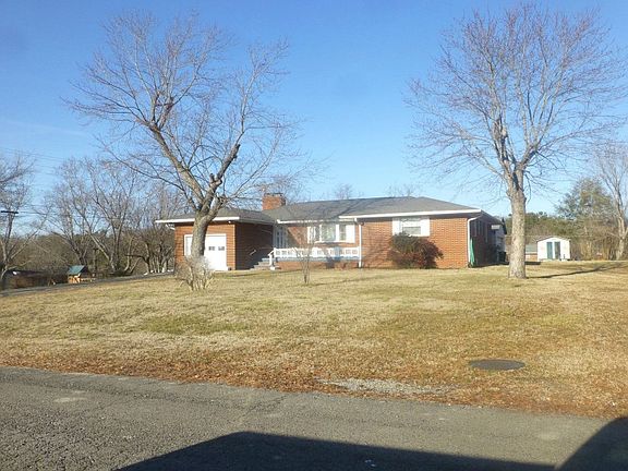 2nd image of 3107 Dorothy Ln