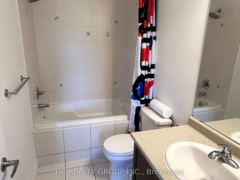 5257 Major Mackenzie Dr E — Photo 14