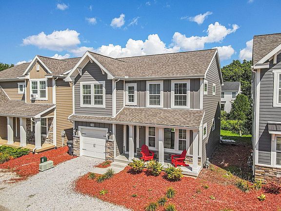 2nd image of 724 Preserve Dr