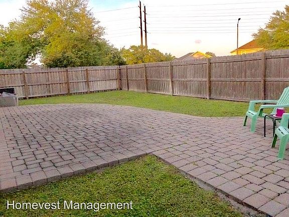 4th image of 4724 Willamette Cir