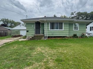 1551 Gilbert St, Saginaw, MI 48602